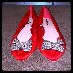 Red torrid flats